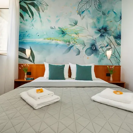Newly Renovated Kastil 3*