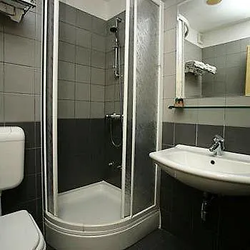 Kastil Hotel
