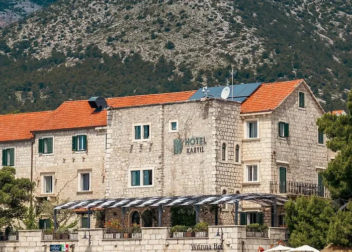 Kastil