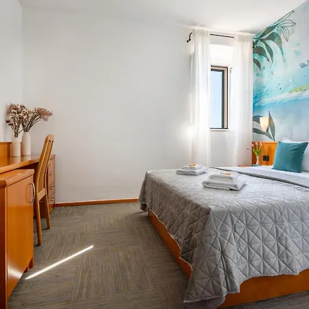 Newly Renovated Kastil 3*