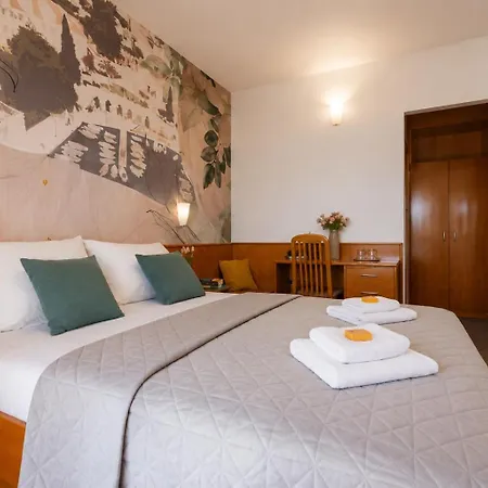 Kastil Hotel 3*