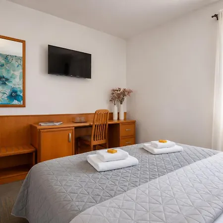 Hotel Kastil Bol