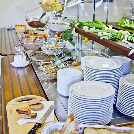 Hotel Kastil 3*